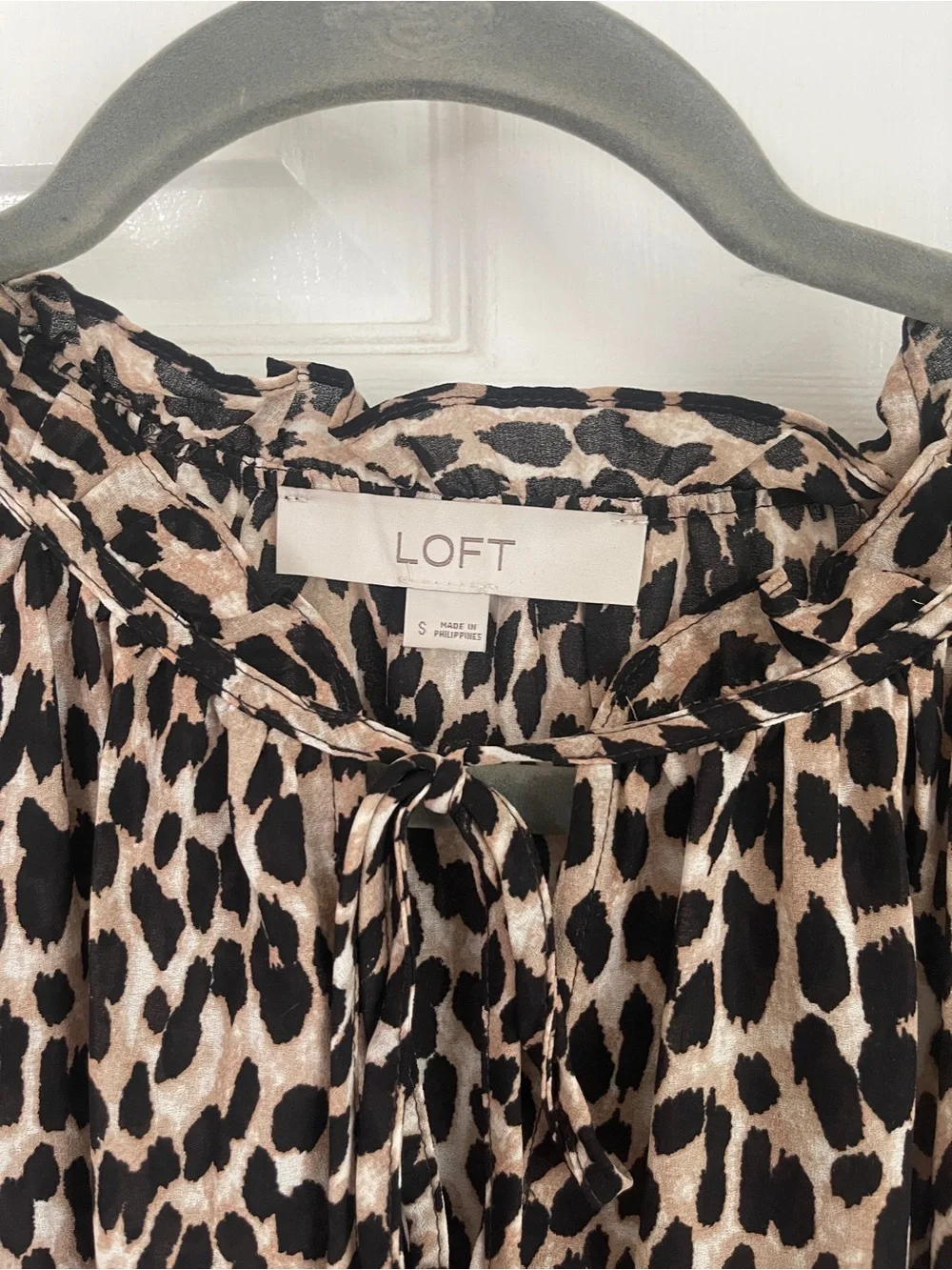 LOFT Leopard-Print Tie-Neck Puff Sleeve Blouse in Tan and Black